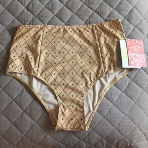 Kortni Jeane pineapple bottoms 🍍